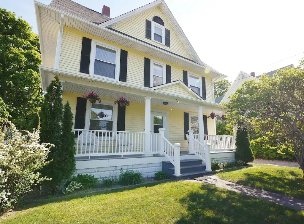 (1) HOUSE FRONT - LARGE PORCH