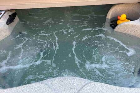 Hot tub 