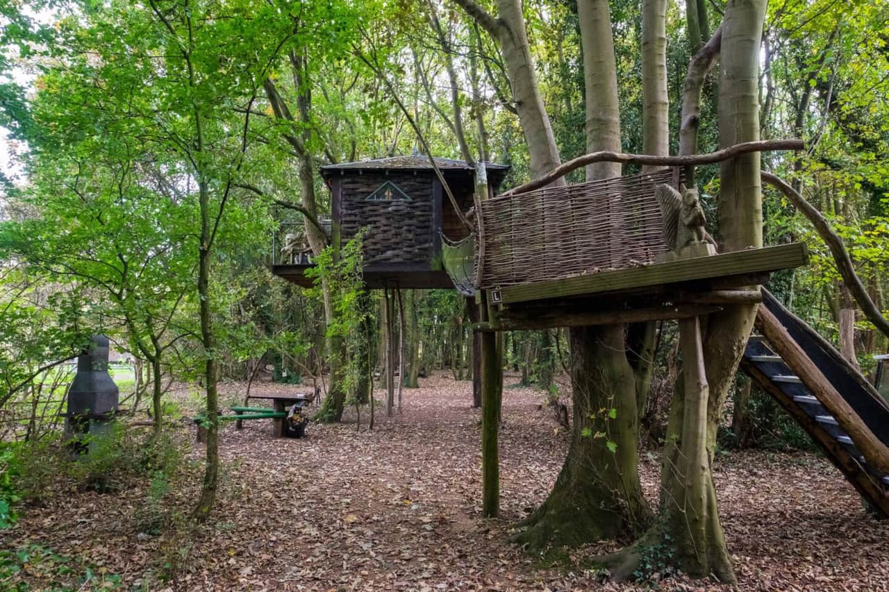 Tee house