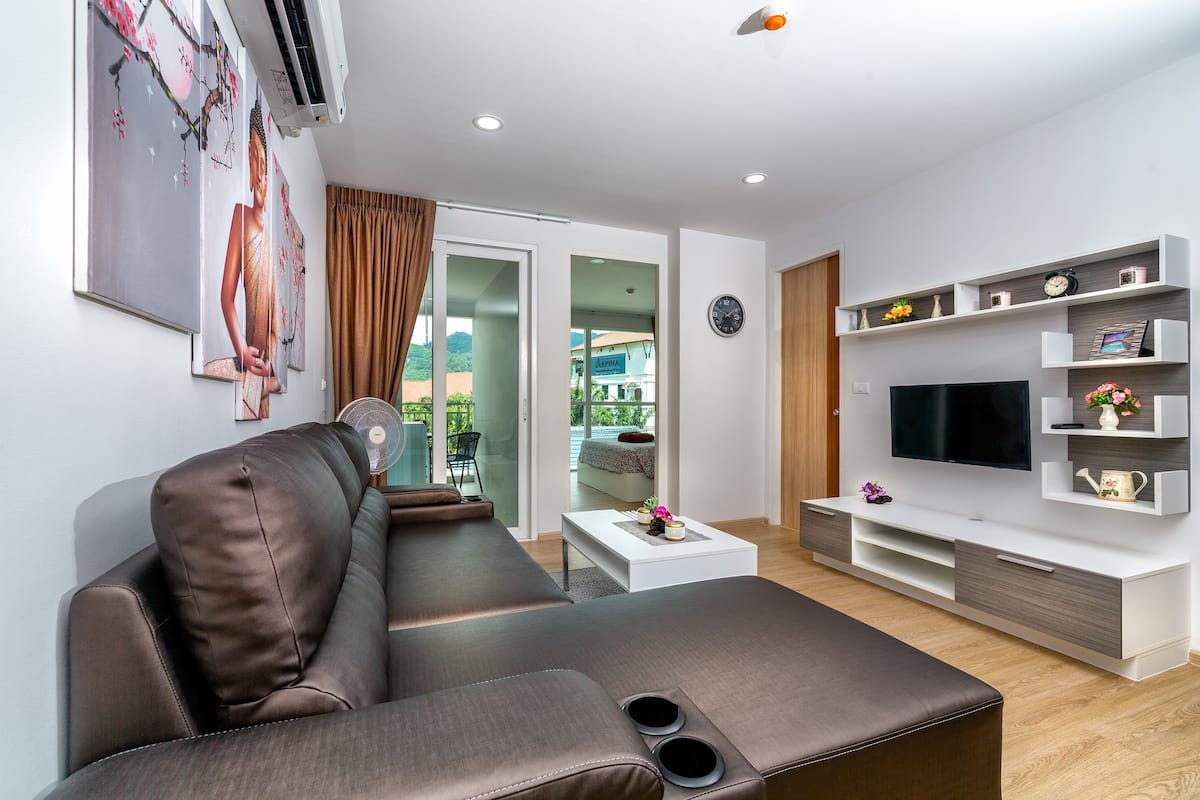 RK016 Stylish 1 bedroom apartment @Kata, beach - 900 m