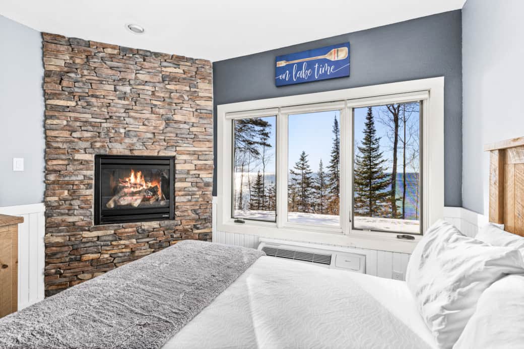 Warmth meets nature’s beauty.