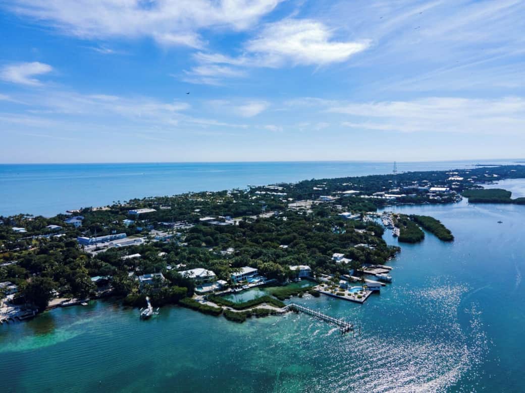 Easy Walk to The Lorelei, Islamorada Fioshing Club, Islamorada Brewery, etc