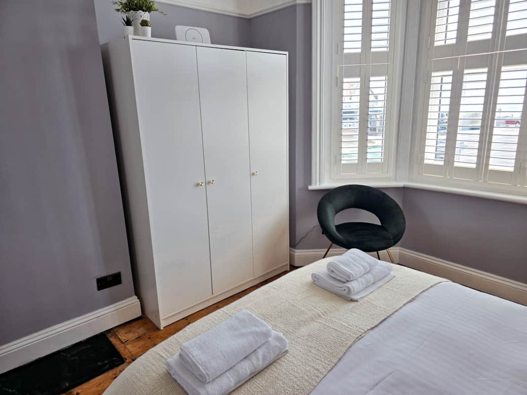Seaview Bedroom 