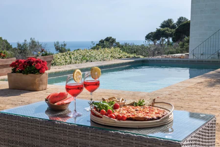 Snack am Pool  - La dolce Vita