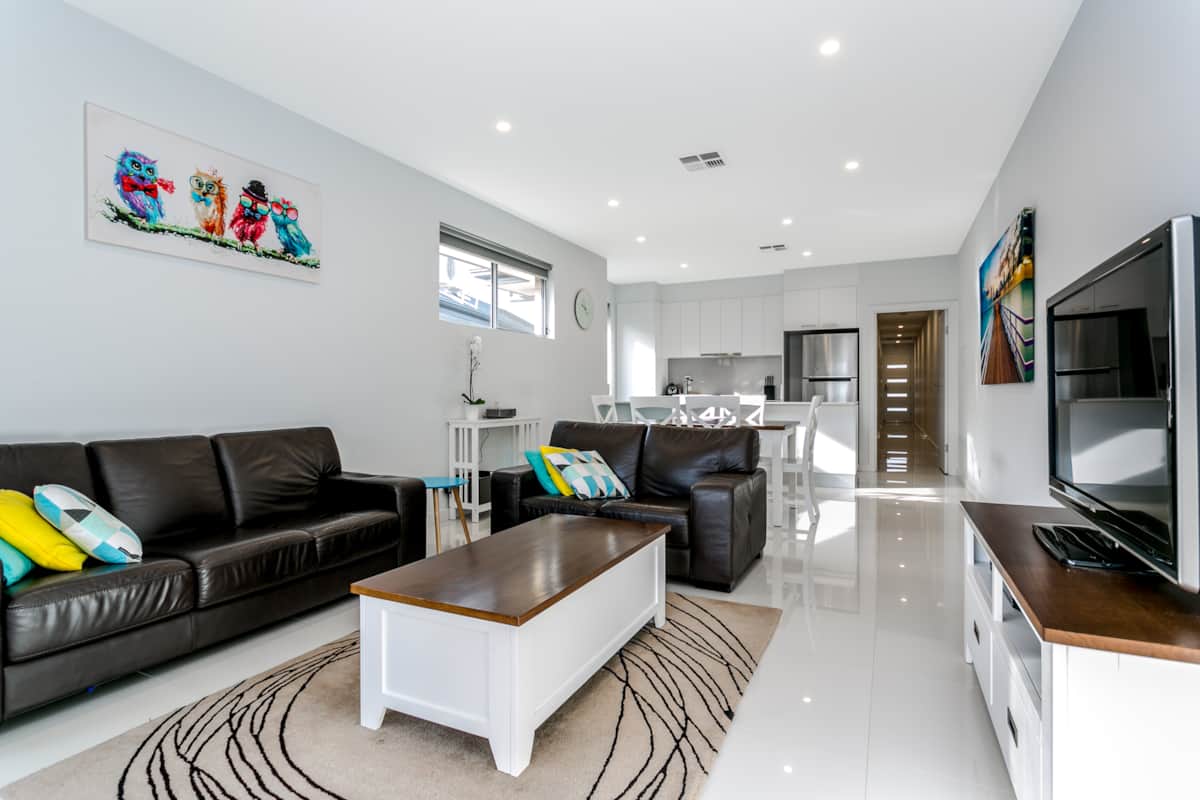 Ella House I Vacation Home in Dover Gardens