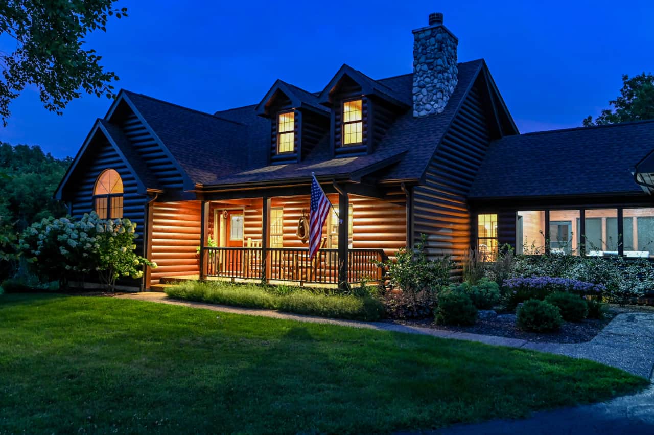 North Cove Lodge