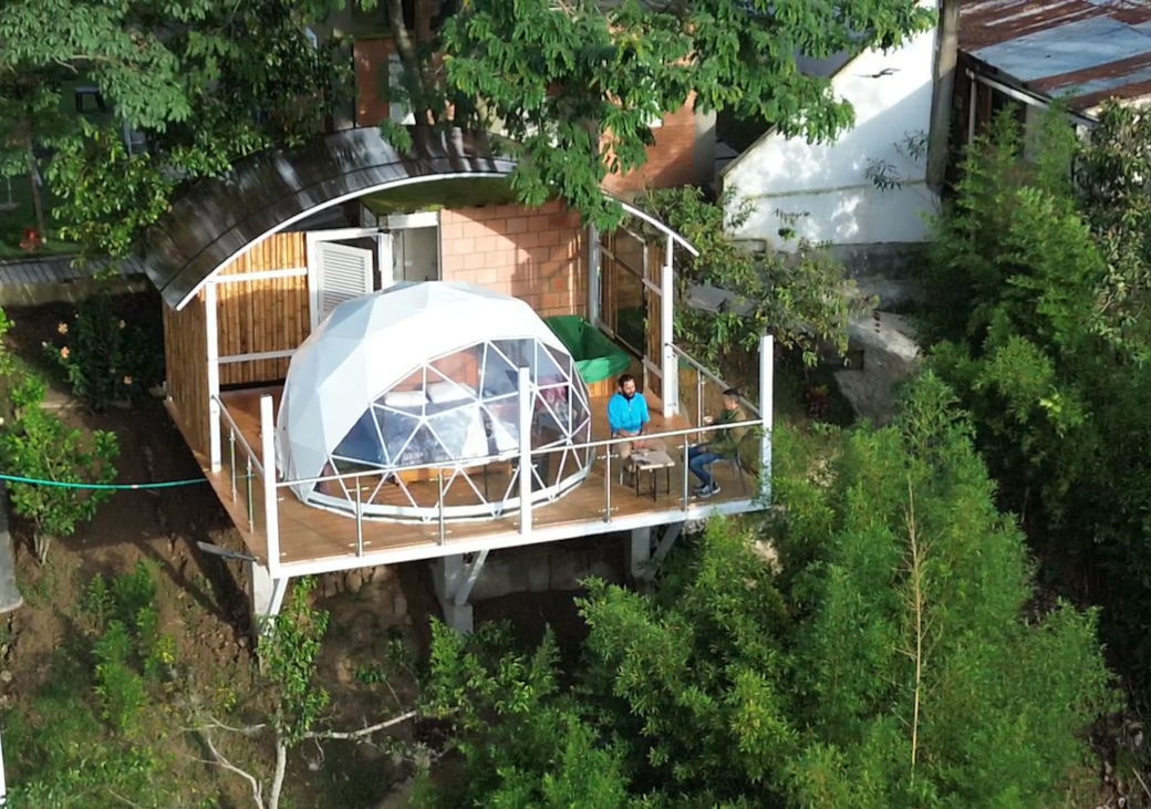 Exterior glamping en la naturaleza Exterior glamping en la naturaleza