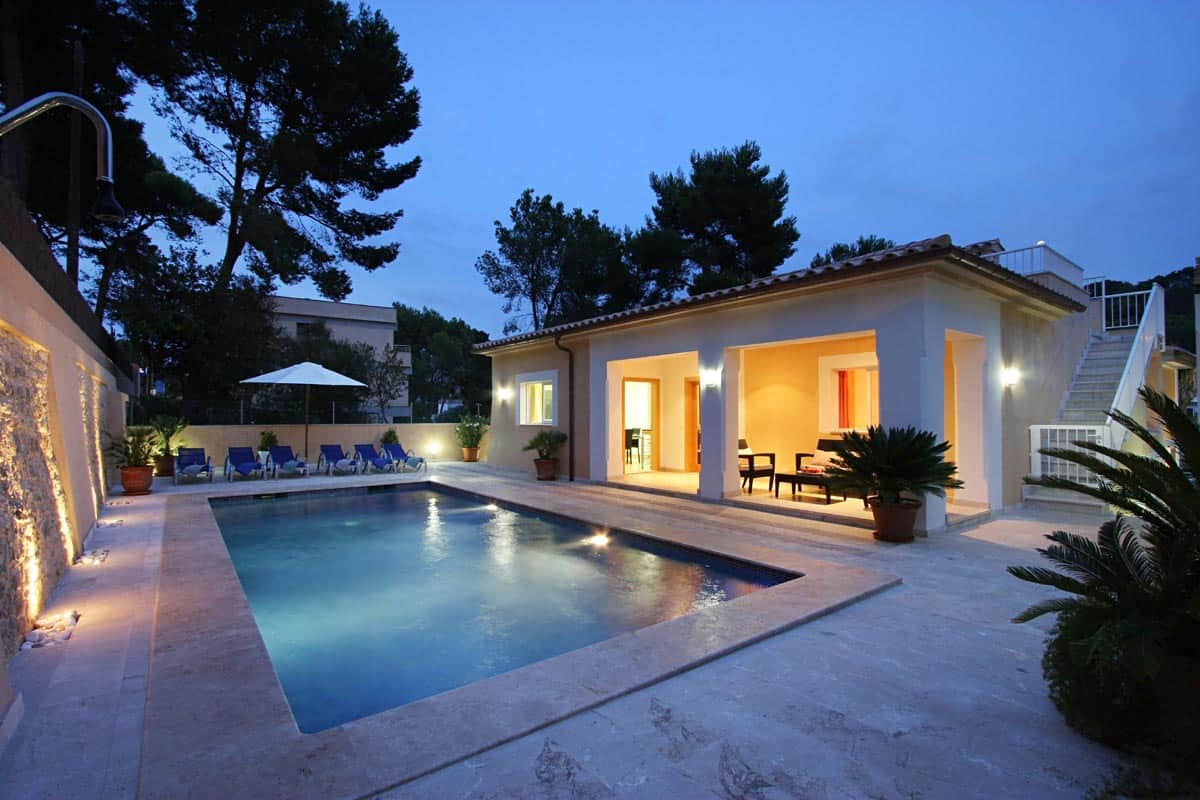 Villa Medina, Cala Sant Vicenç