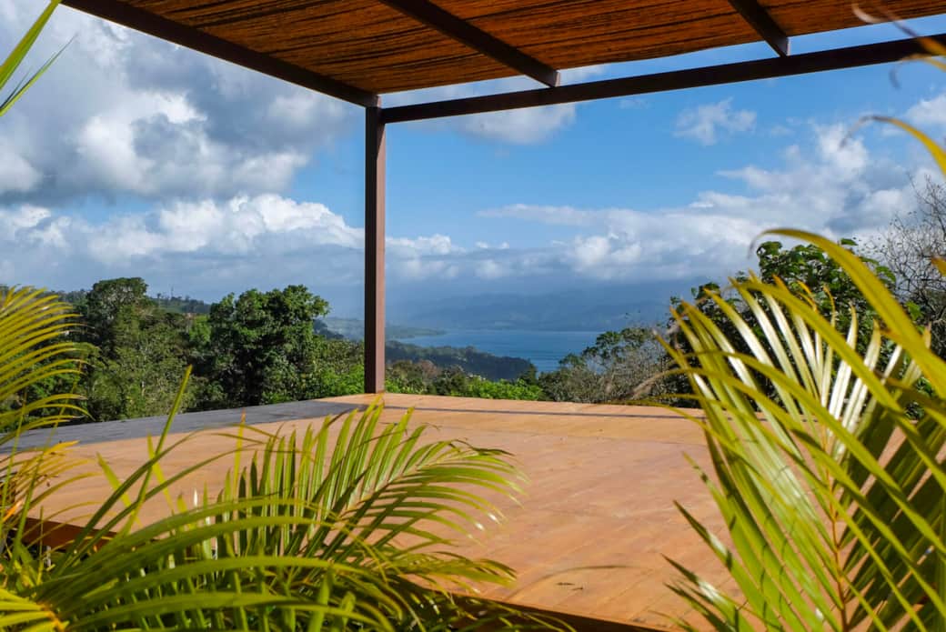 Nuevo Arenal Yoga Deck