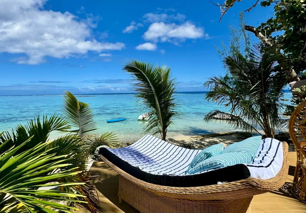Se poser sur la terrasse face au lagon Fare One Island Moorea Tahiti Se poser sur la terrasse face au lagon Fare One Island Moorea Tahiti