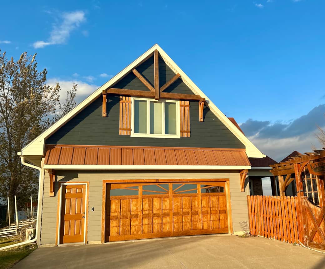 Looking at the house from the road Looking at the house from the road