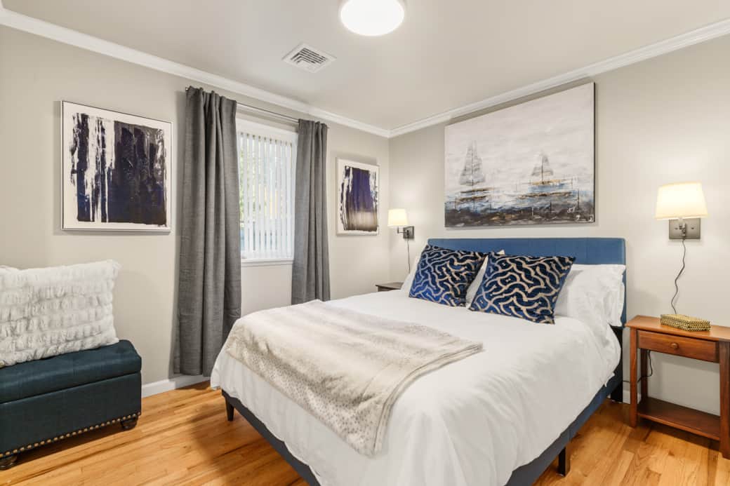 WEB RES - 14014 Courtland (9)
