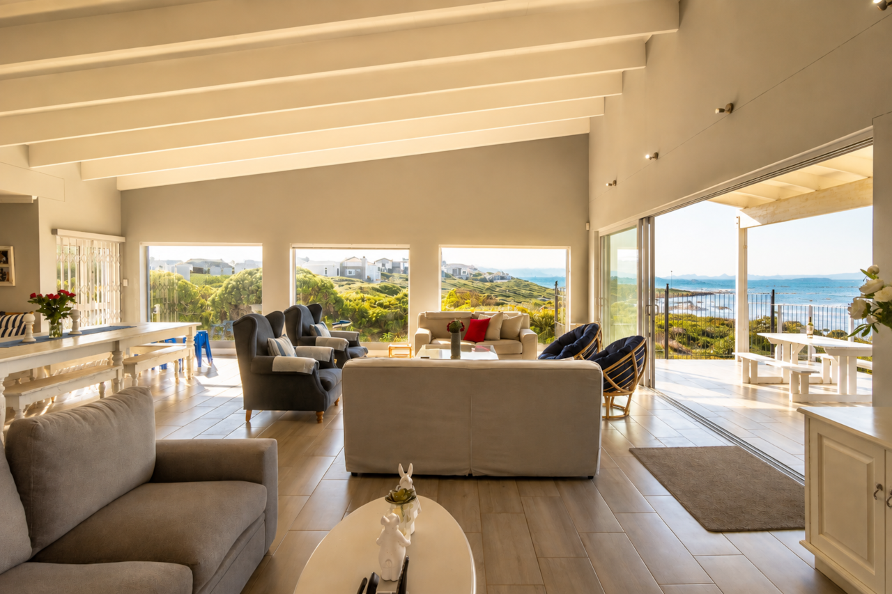 Open plan Dining & Sitting room