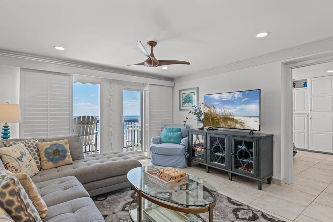 Pinnacle Port Unit C3-601 12