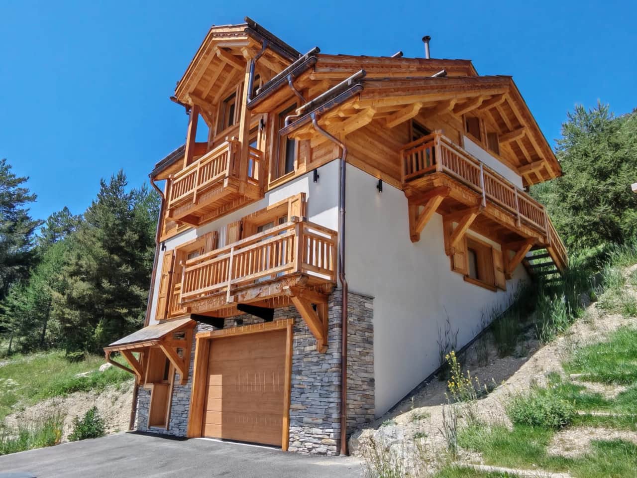 CHALET