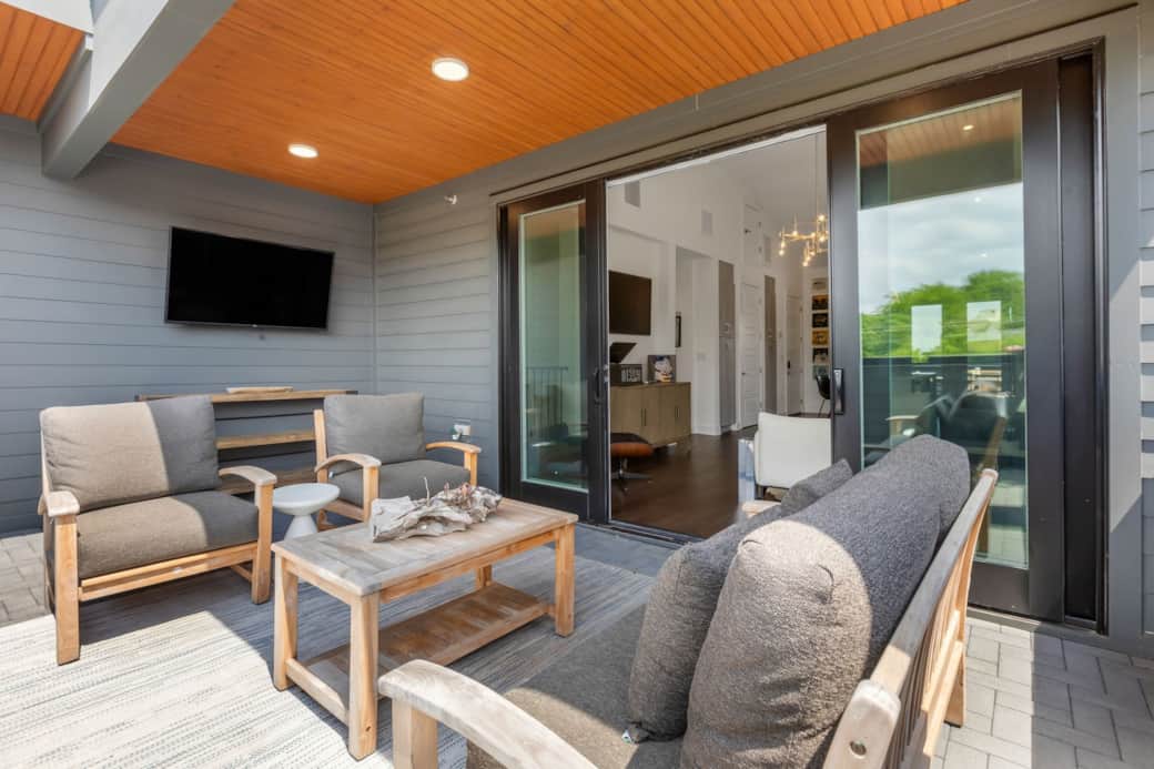 4th Floor Balcony with TV