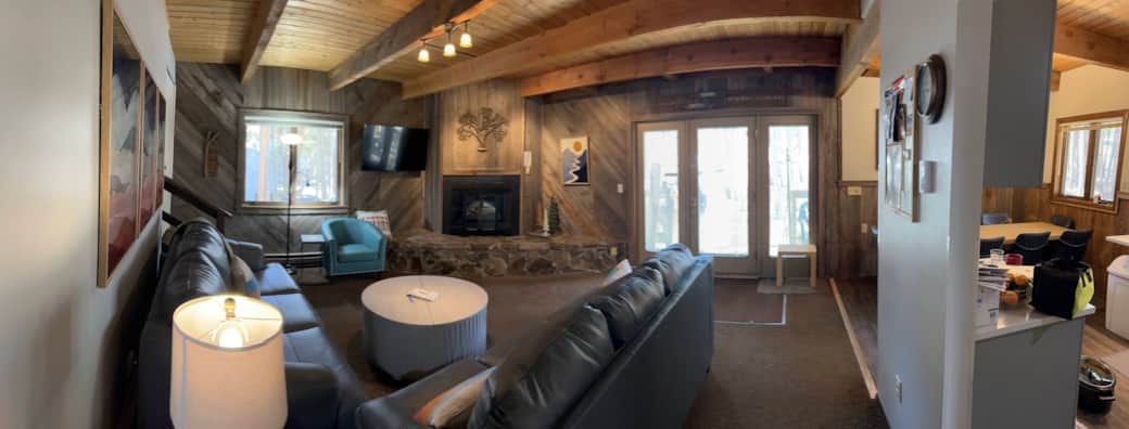 SnoAway Main Level Living Room