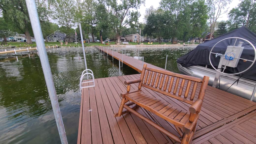 DOCK TO HOUSE  ROCKERS