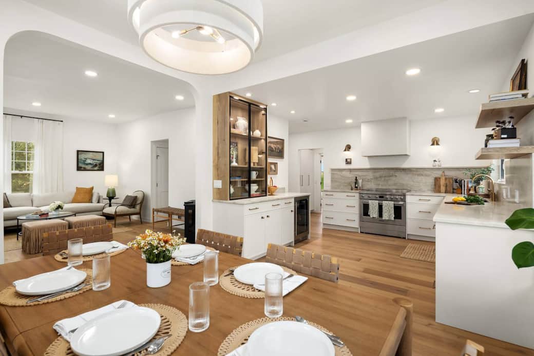Fully updated kitchen/dining/living room Fully updated kitchen/dining/living room