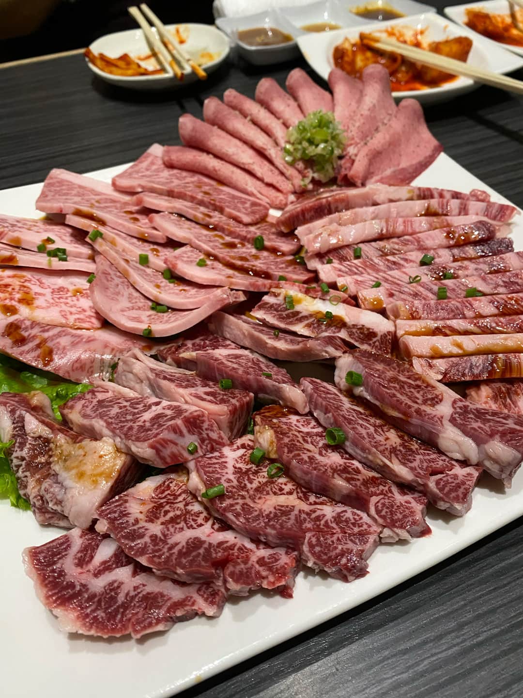 お気に入りの焼肉店で、富良野和牛の食べ比べをお楽しみください お気に入りの焼肉店で、富良野和牛の食べ比べをお楽しみください