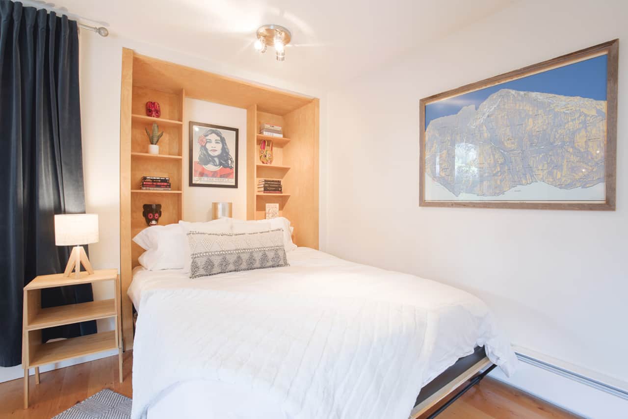 Queen bed