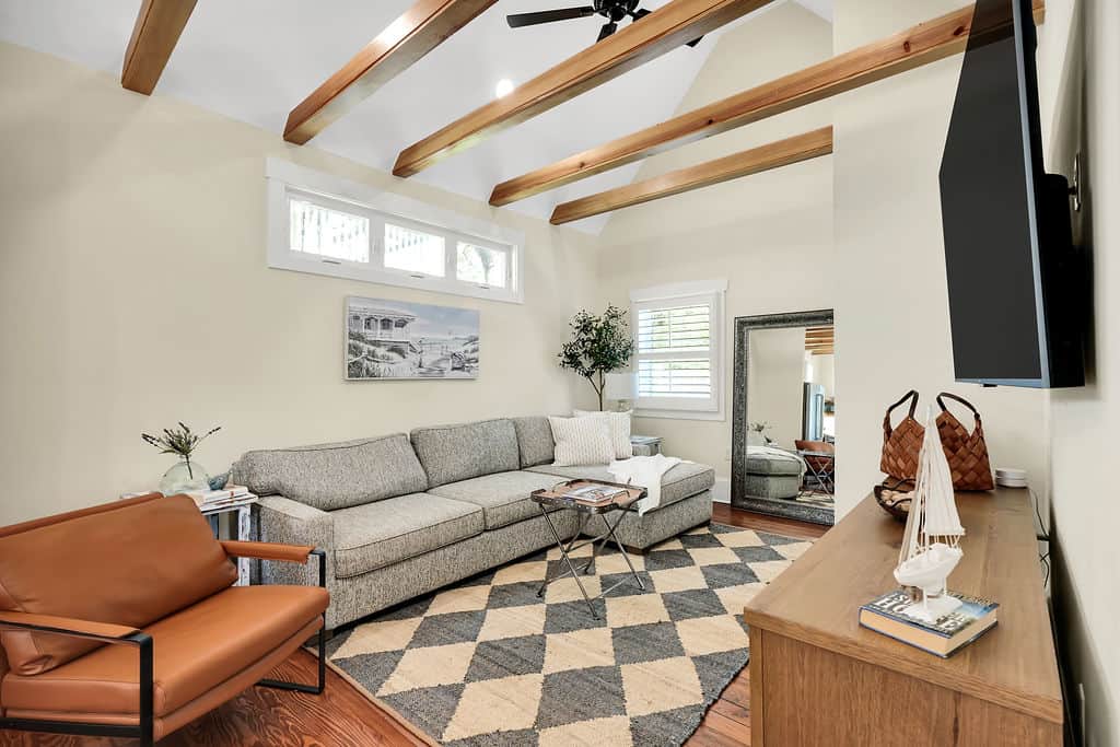 Guest Gathering Space