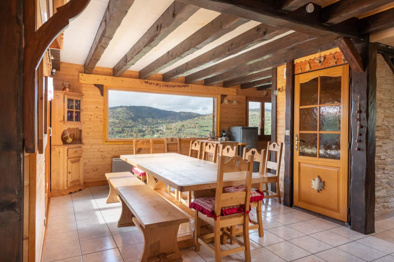 pièce de vie avec vue
