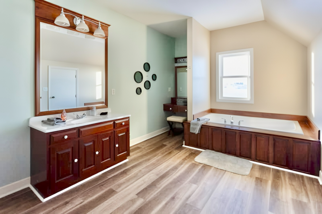 Bathroom 1 - Upstairs