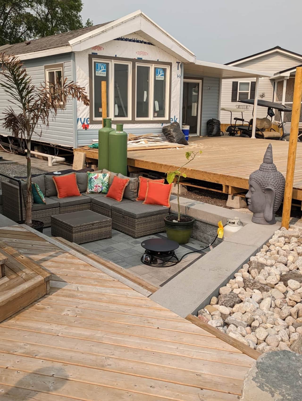 Sunken lounge area with fire pit