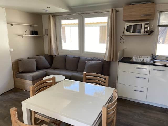 Pièce de vie, espace repas