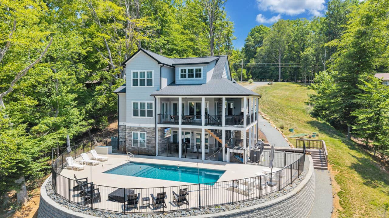 Beacon Pointe