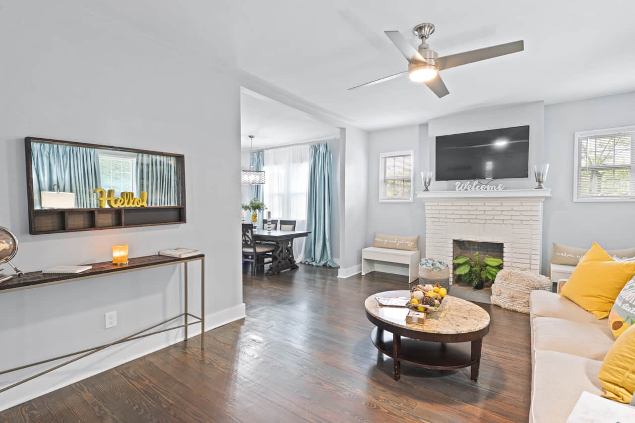 900NealStreet 2