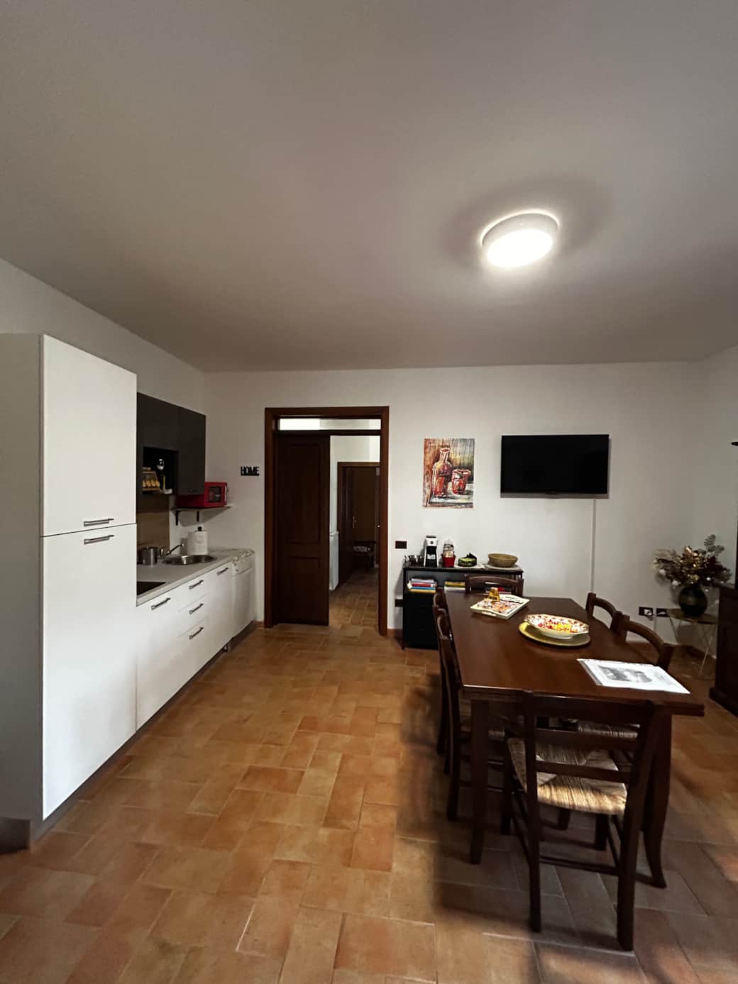 La Dimora di Sandra - soggiorno cucina La Dimora di Sandra - soggiorno cucina