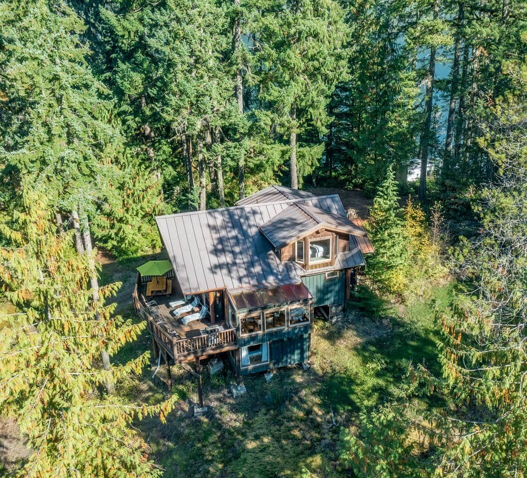 The main chalet.  A cosy and modern log home.