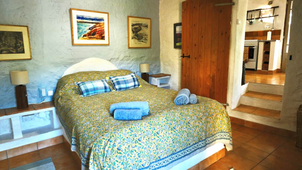 Main Bedroom Kingsize Bed