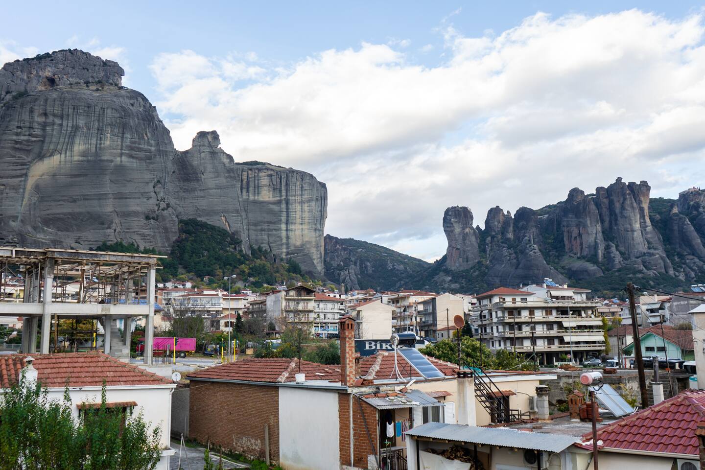 Andromachis Moneto Under Meteora