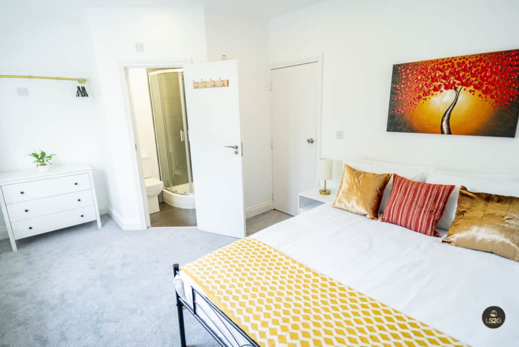 Bedroom 1 with En-Suite and Smart TV