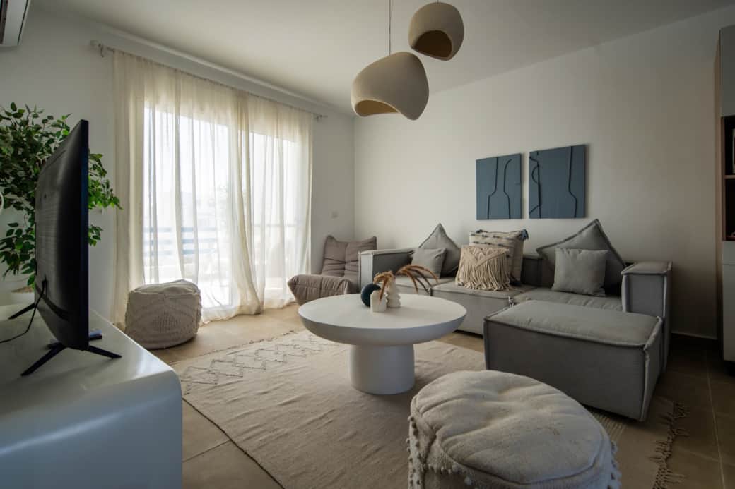 3 bedrooms - greek-3
