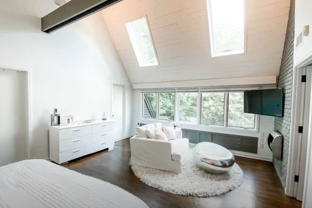 Master suite sitting area Master suite sitting area