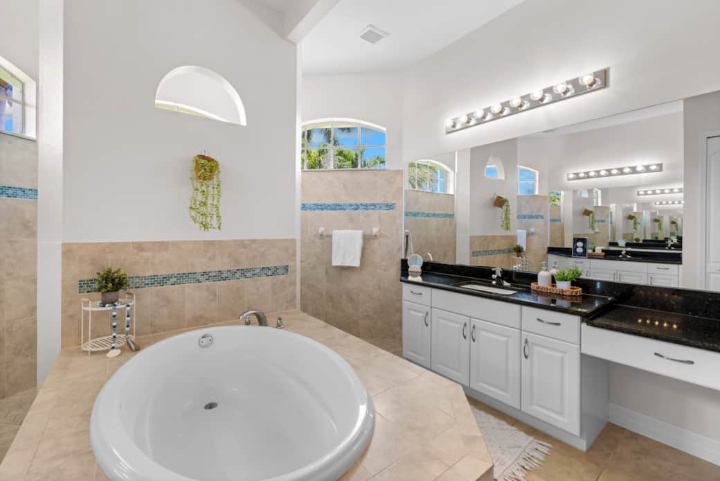 Seaside Villa Palm Beach