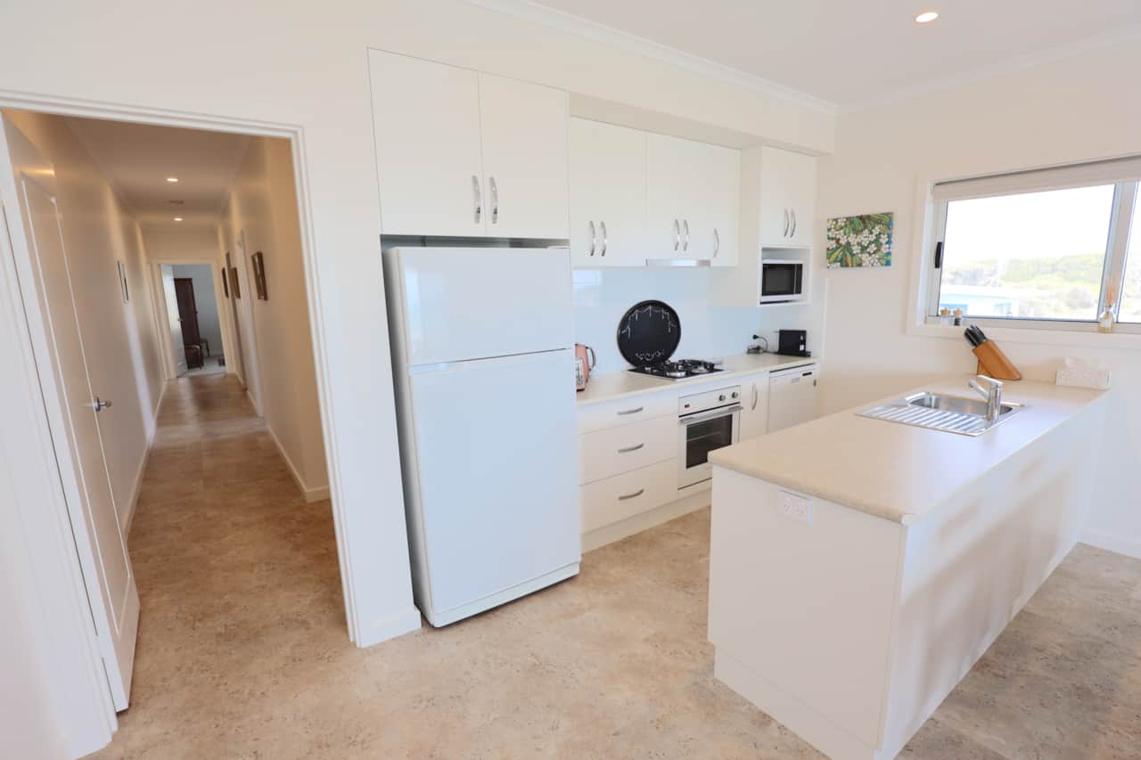Robe Accommodation Baylys Reef Sleeps 4 