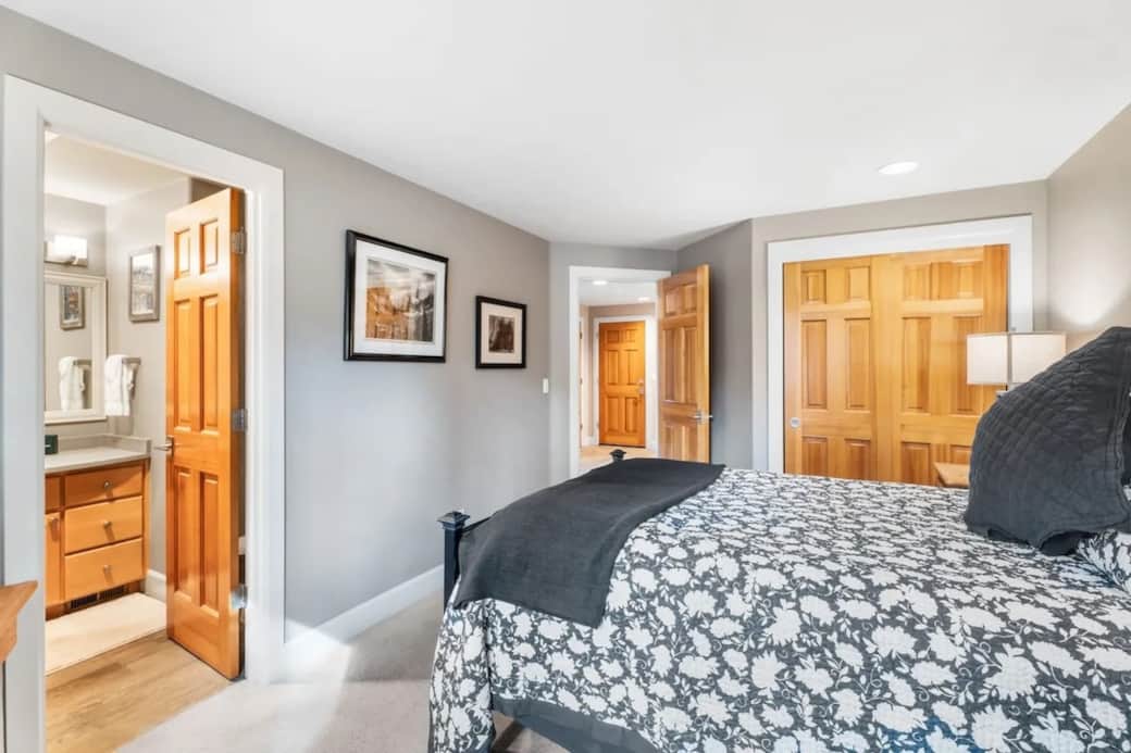 Cozy downstairs queen bedroom 