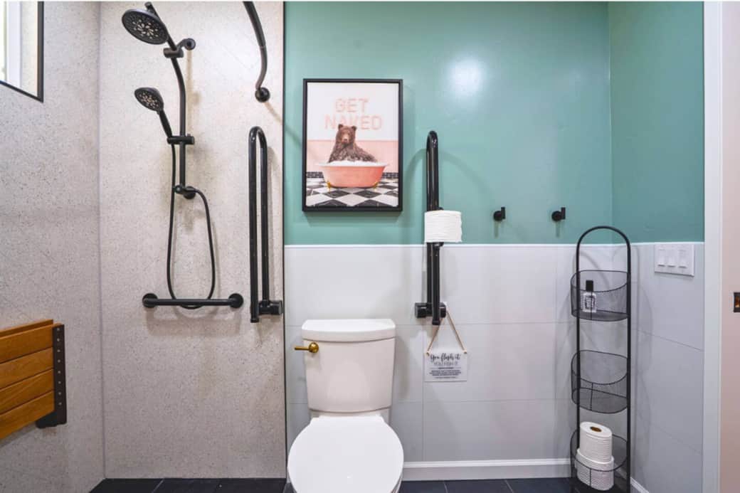 Accessible Bathroom: Experience ultimate comfort in our newly renovated, wheelchair-accessible bathroom! Featuring safety grab bars, shower bench, & curtain for ease & relaxation. 