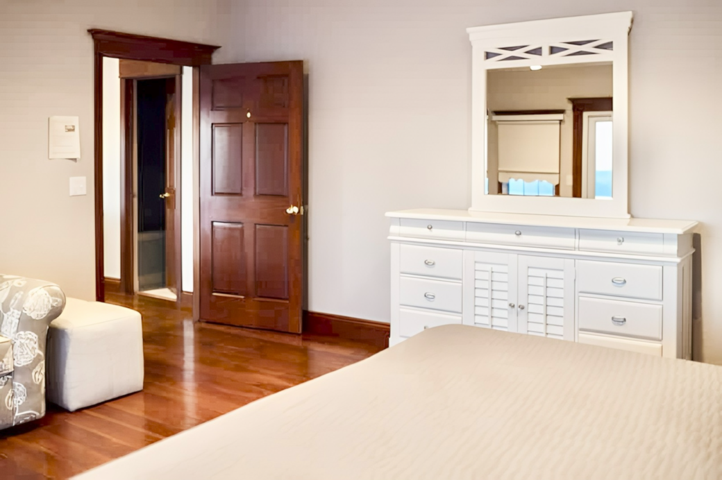 Bedroom 2 - Main Floor