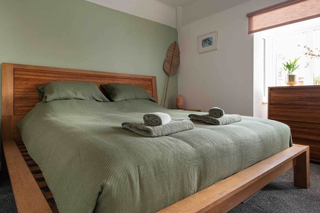 Wake up in the super king of your dreams with view of the lush lawns.