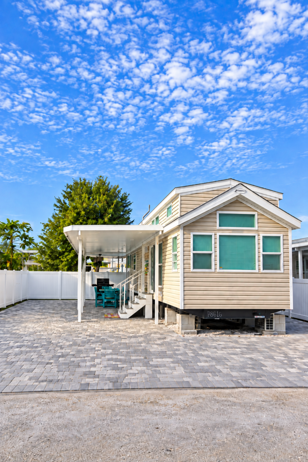 Front house (Lot 407)