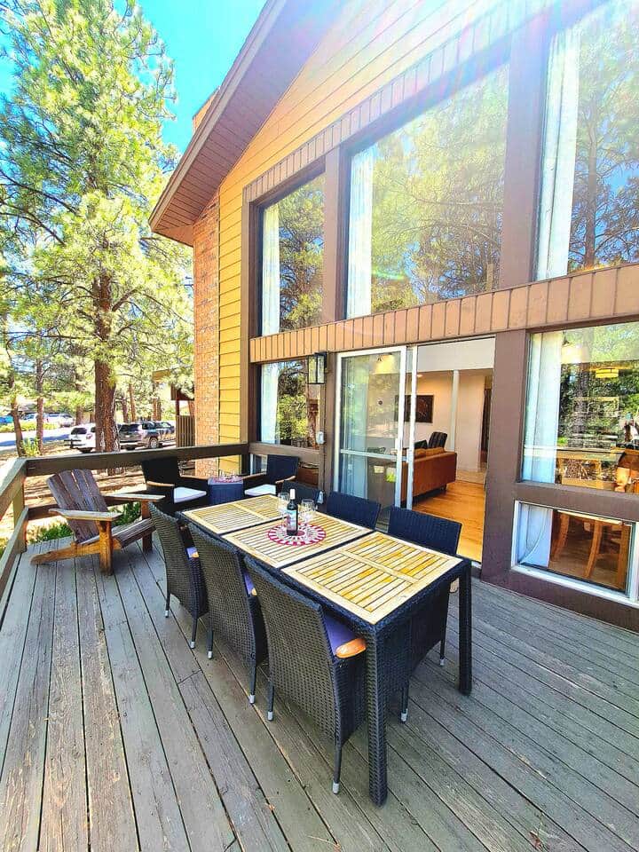 Lovely outdoor dining area. Propane Grill. Great views! Lovely outdoor dining area. Propane Grill. Great views!