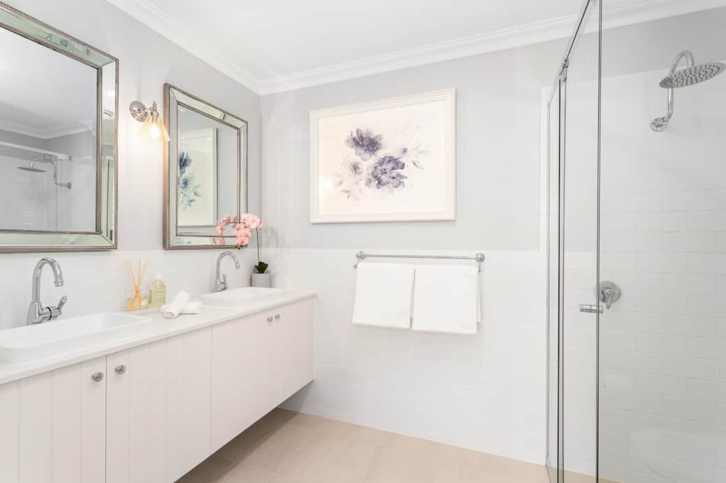 Bed 2 - Botanical Room Ensuite