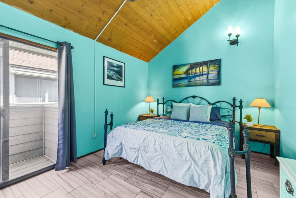 Second Bedroom - Access to Balcony Second Bedroom - Access to Balcony