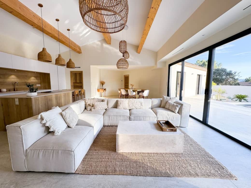 Villa solea provence salon jour